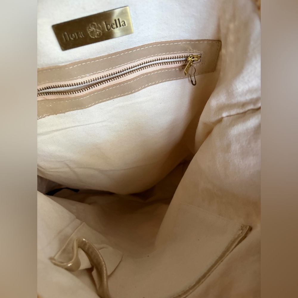 Flora Bella Woven Metallic Tote Bag - Picture 6 of 11